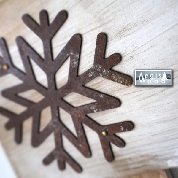 Cadre photo bois cérusé blanc 39x41 cm pour photo 20x20 – Flocons métal rouillé, déco chalet montagne, cadeau Noël souvenir ski