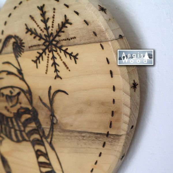 Cœur en bois massif pyrogravé 30x27 cm – Déco murale rustique hiver – Bonhomme de neige & flocons – Cadeau Noël