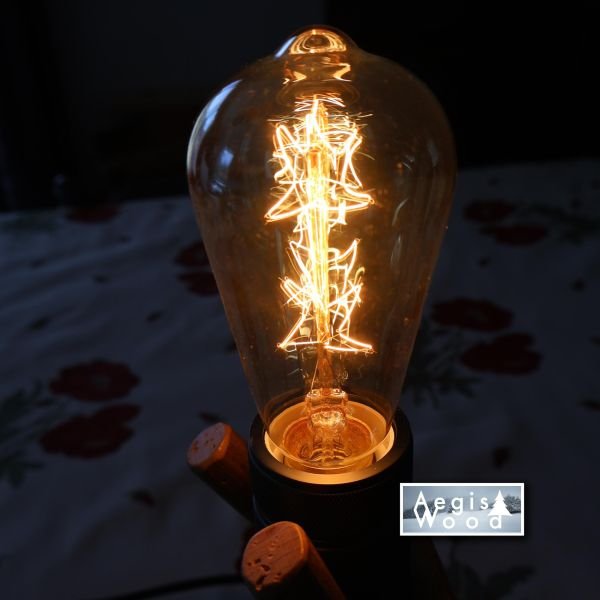 Lampe Montagne Rabot Ancien & Ski Vintage, Ampoule Édison, Flocons Pyrogravés, Déco Chalet Savoie, H 30cm x L 33cm x P 10cm
