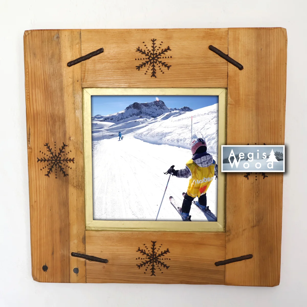 Cadre en bois (39,5x39,5cm) chaleureux pour photo 20x20cm, pyrogravure flocon de neige, ferraille