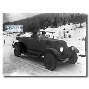 Affiche (reproduction) Renault Type NN dans la neige - Photo vintage années 1920, plaque R49