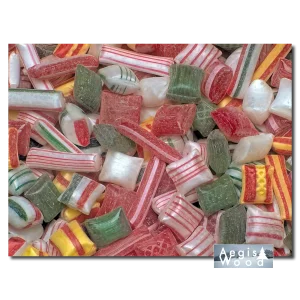 Bonbons durs de Noël rayés à l'ancienne, photographie macro colorée