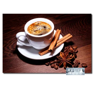 Affiche Tasse d'expresso, bâtons de cannelle, anis étoilé et grains de café, photographie sur bois