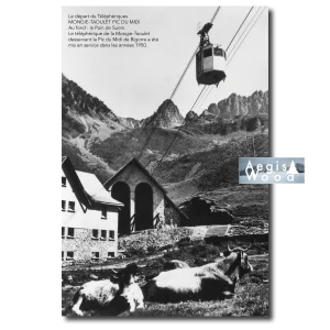 Affiche Le départ du Téléphériques MONGIE-TAOULET PIC DU MIDI - Au fond : le Pain de Sucre.